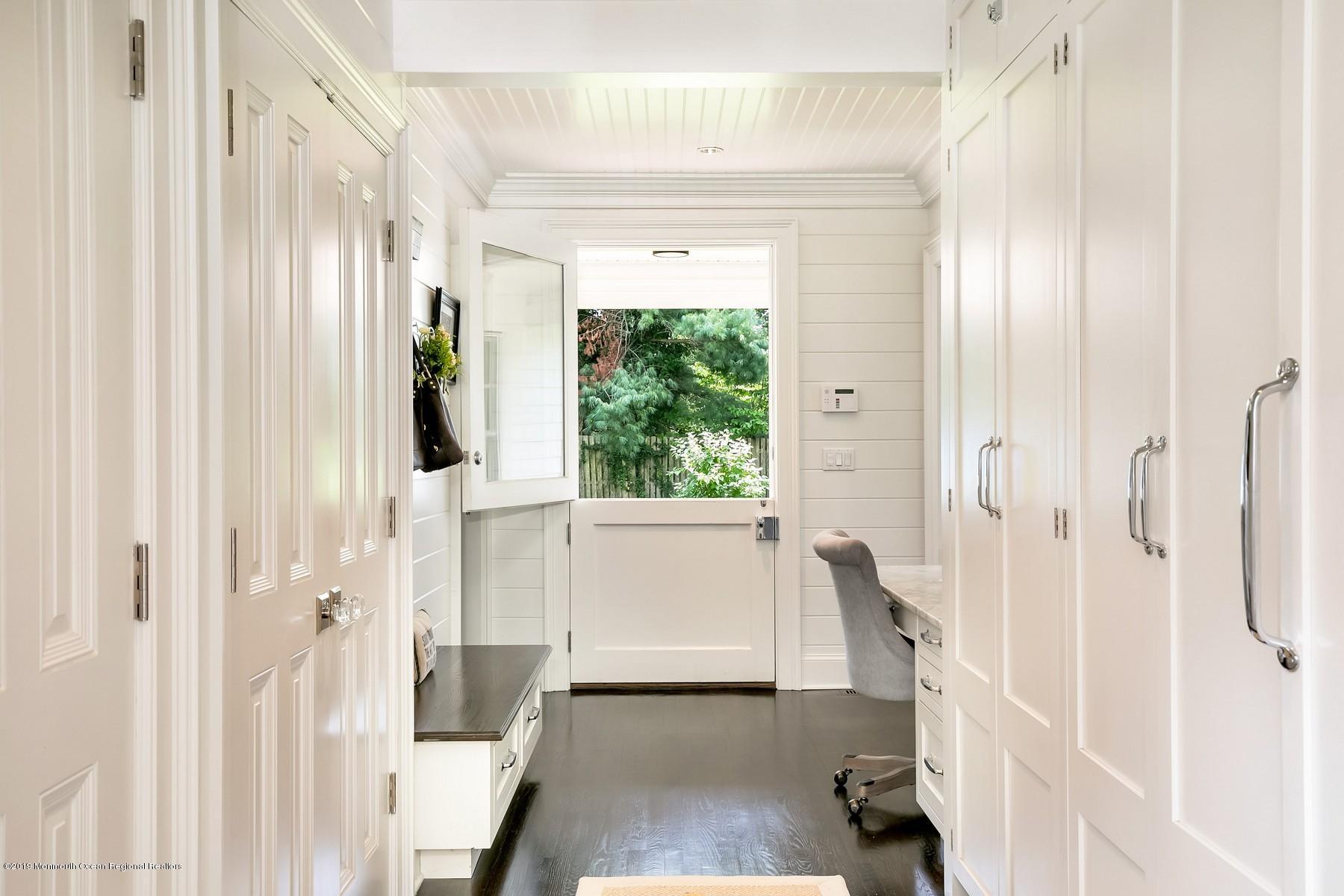 20 Ward Avenue Rumson, NJ 07760 - Photo 22 of 48 Mudroom / Pantry