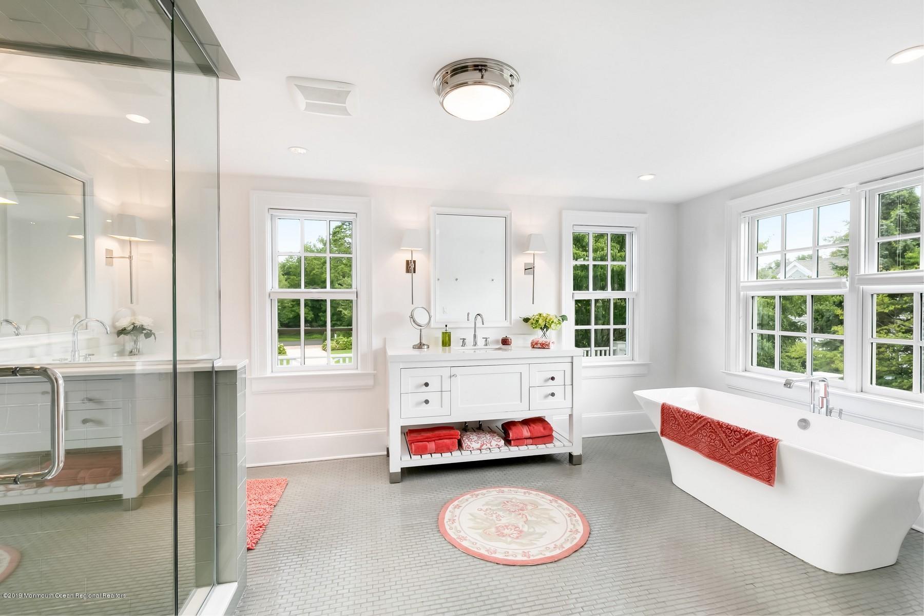 20 Ward Avenue Rumson, NJ 07760 - Photo 25 of 48 Master Bath