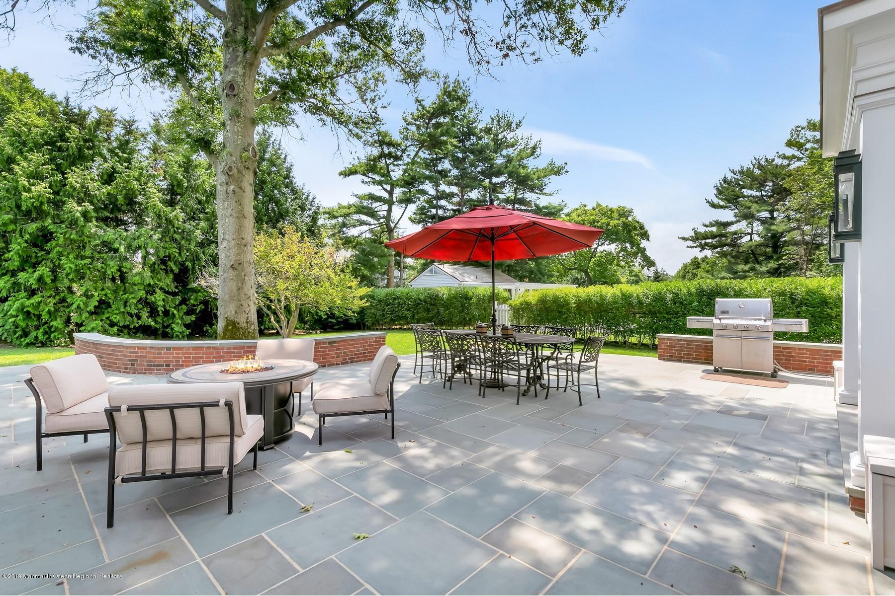 20 Ward Avenue Rumson, NJ 07760 - Photo 38 of 48 Blue Stone Slate Patio