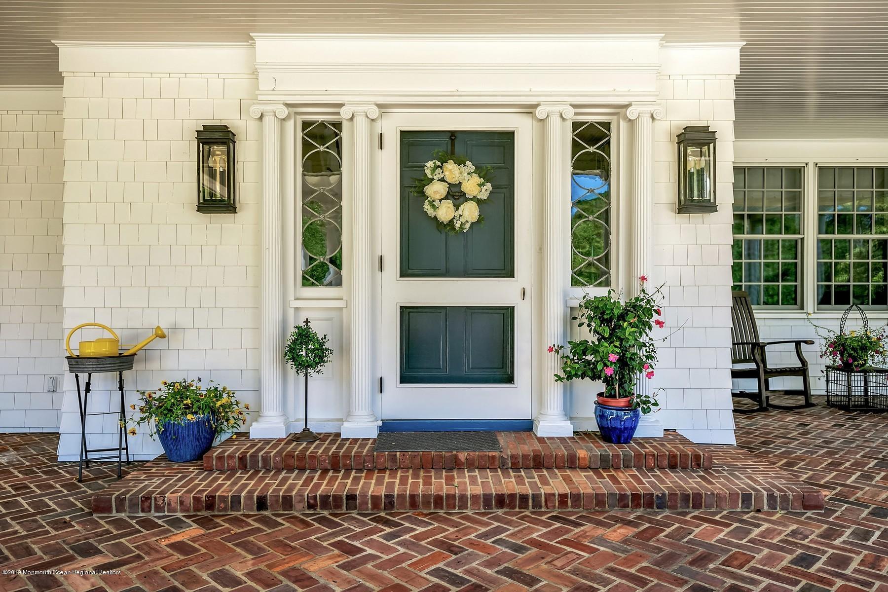20 Ward Avenue Rumson, NJ 07760 - Photo 5 of 48 Inviting Front Entry