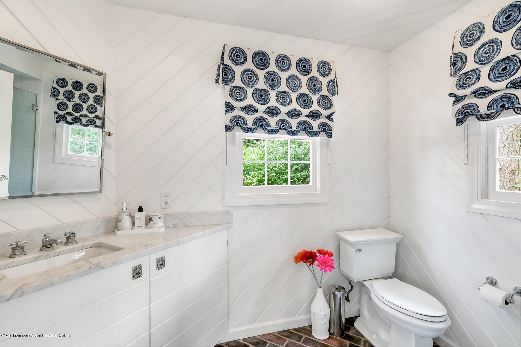 20 Ward Avenue Rumson, NJ 07760 - Photo 43 of 48 Pool House Full Bath