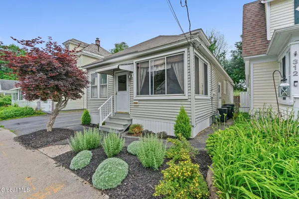 $238,500 | 314 5th Street, Scotia, NY 12302