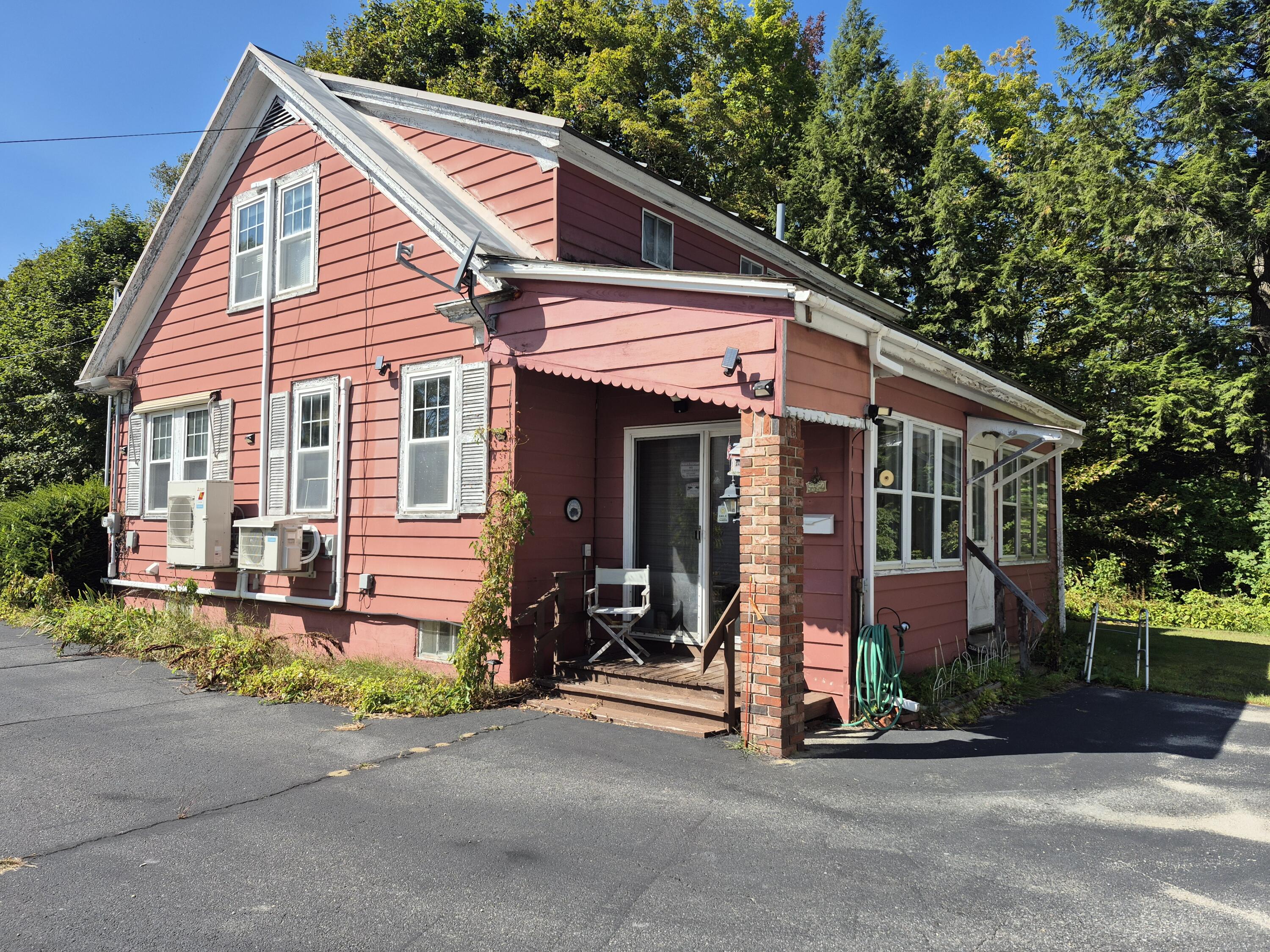 195 Knox Street Millinocket, ME 04462 - Photo 3 of 7 195 knox 3