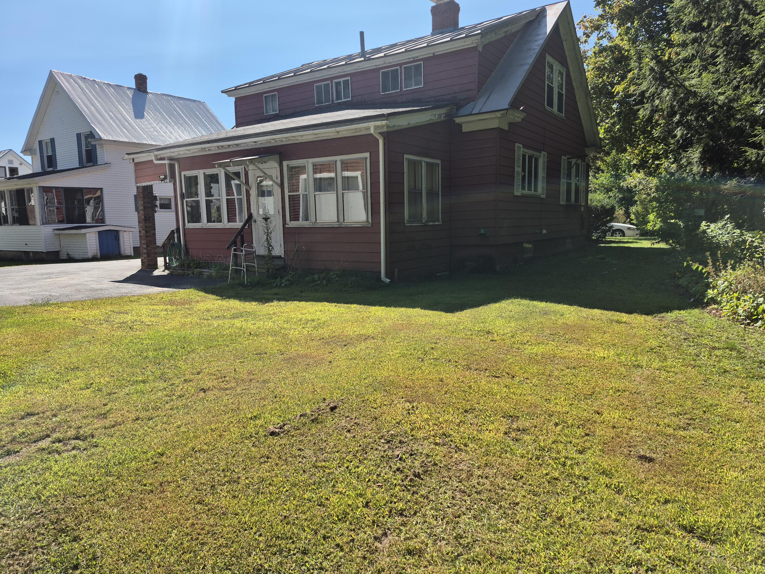 195 Knox Street Millinocket, ME 04462 - Photo 4 of 7 195 Knox 4