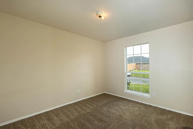 $285,000 | 221 Maggie Circle, Tyler, TX 75703