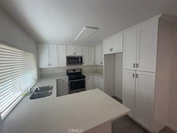 $3,000 | 24245 Powell Place, Moreno Valley, CA 92553