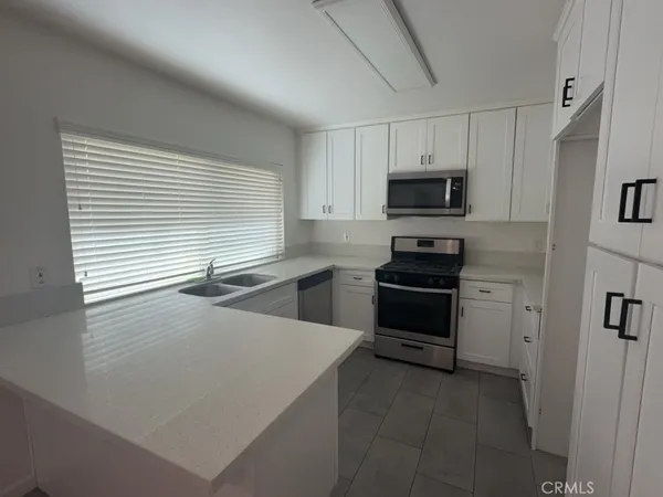$3,000 | 24245 Powell Place, Moreno Valley, CA 92553