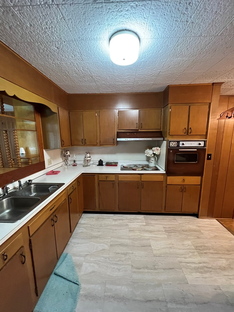 3699 Hebron Road Galax, VA 24333 - Photo 12 of 18 Gallery Image 12