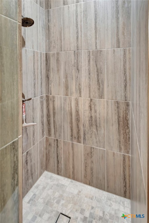 52 Coastal Oaks Loop Port O'Connor, TX 77982 - Photo 20 of 23 a view of a bathroom