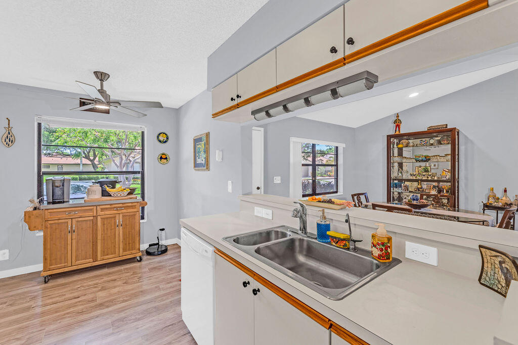 18541 Sunburst Lane Boca Raton, FL 33496 - Photo 14 of 58 Image15