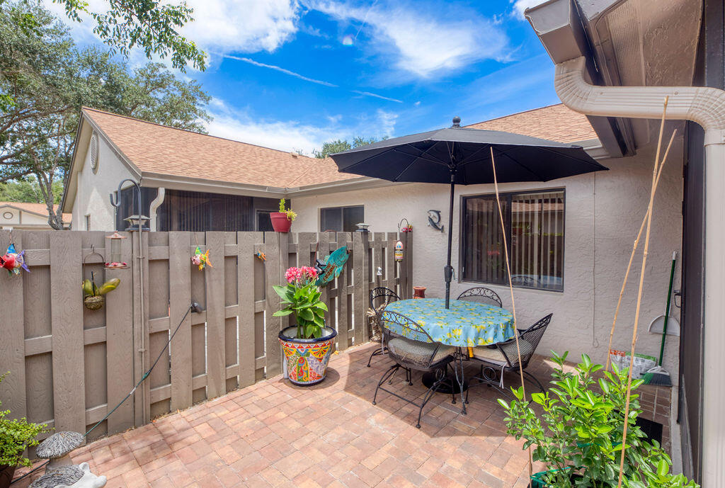 18541 Sunburst Lane Boca Raton, FL 33496 - Photo 44 of 58 Image4