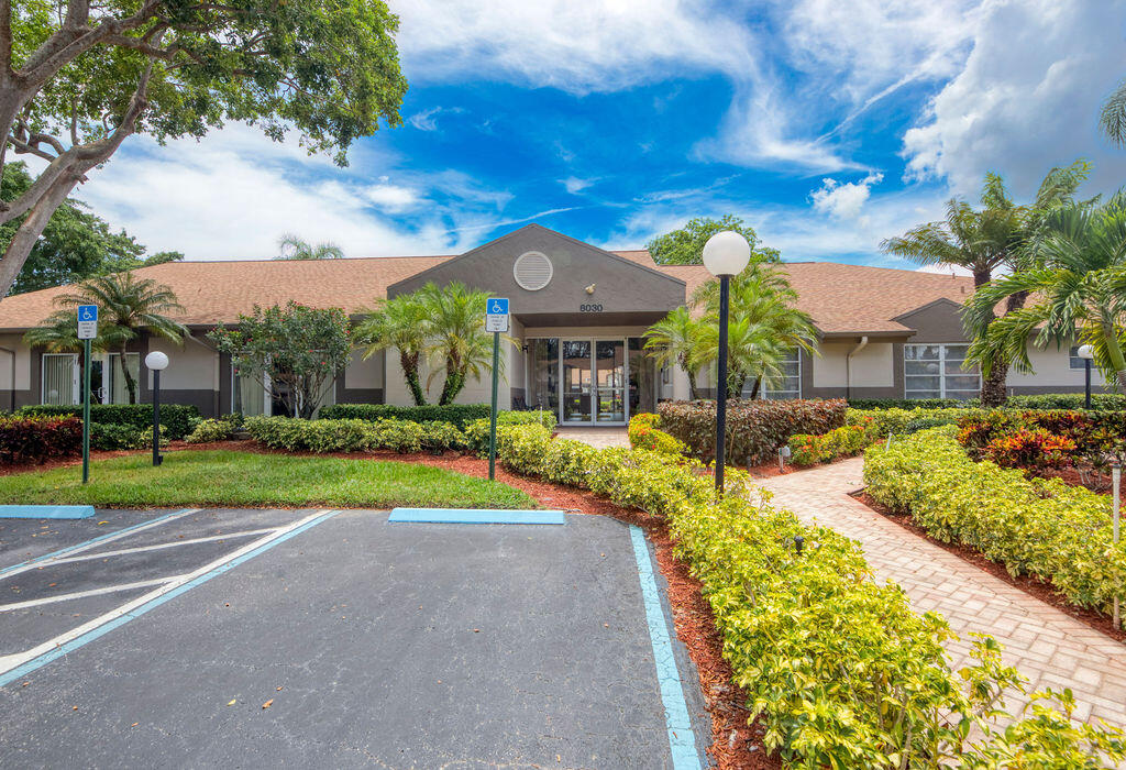 18541 Sunburst Lane Boca Raton, FL 33496 - Photo 47 of 58 Image12