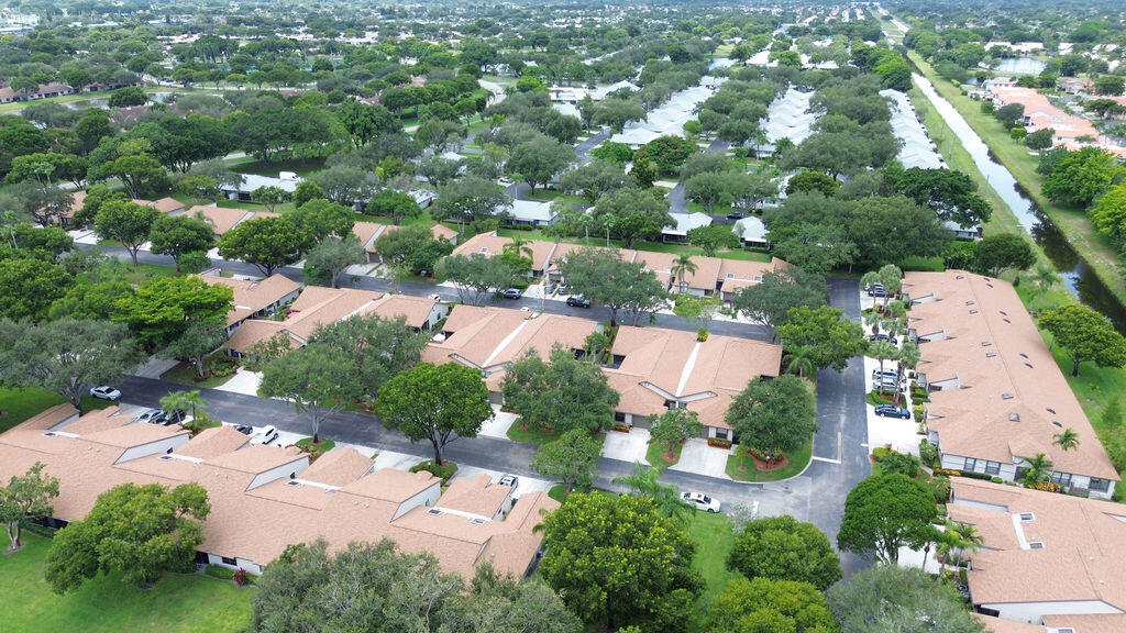 18541 Sunburst Lane Boca Raton, FL 33496 - Photo 49 of 58 Image49