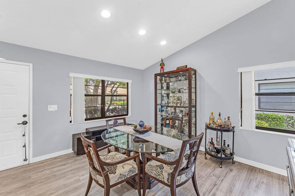 18541 Sunburst Lane Boca Raton, FL 33496 - Photo 10 of 58 Image19