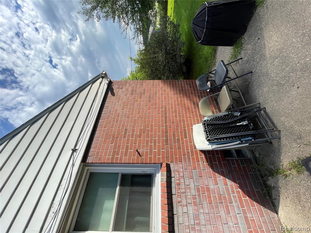 19374 Charest Street Detroit, MI 48234 - Photo 30 of 48