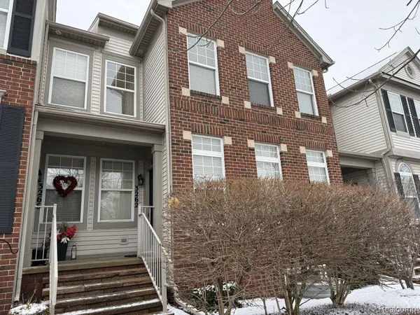 $293,500 | 3262 Johanna Ware West, Wixom, MI 48393