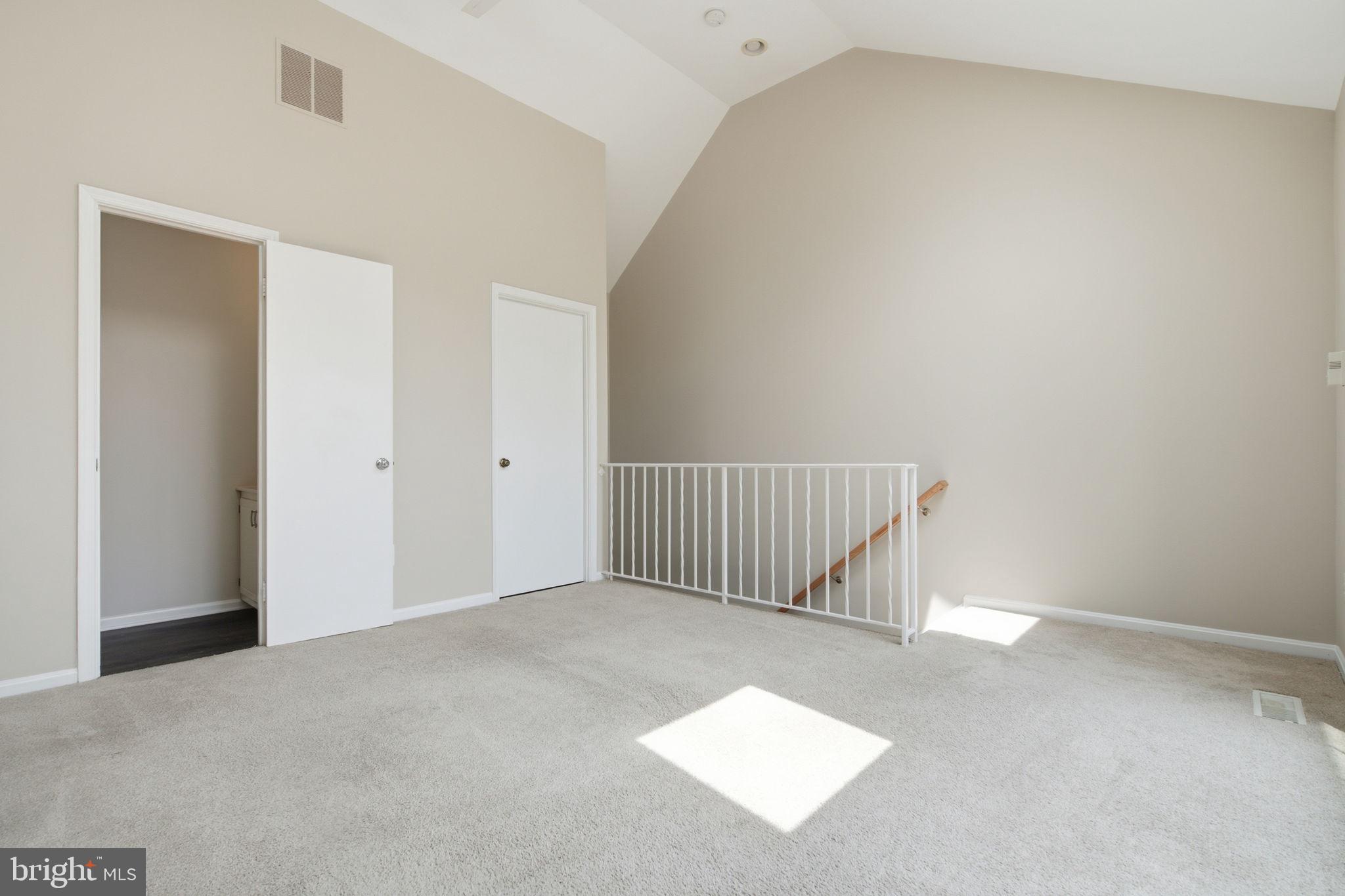 4915 7th Road South Arlington, VA 22204 - Photo 20 of 23 Spacious third-level with half bath