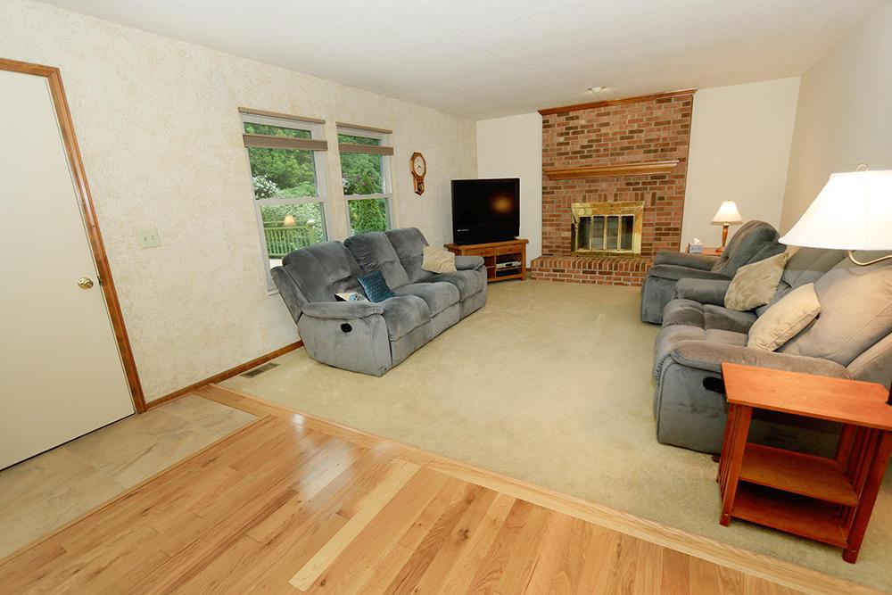 56 Ravine Road Powell, OH 43065 - Photo 9 of 32 Gallery Image 9