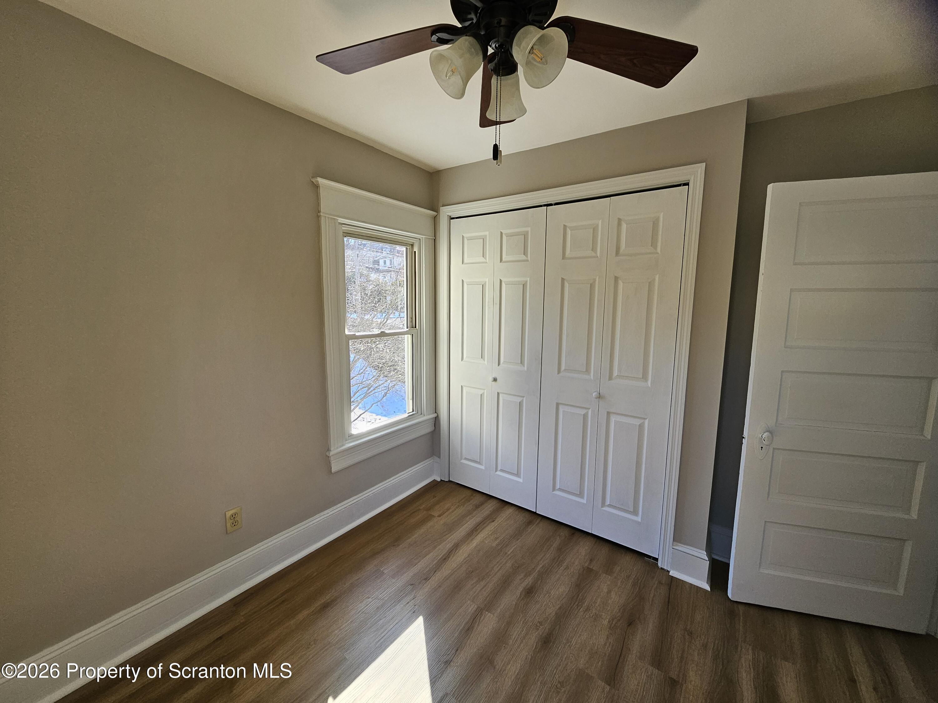 819 Poplar Street Dunmore, PA 18509 - Photo 25 of 31 Bedroom3
