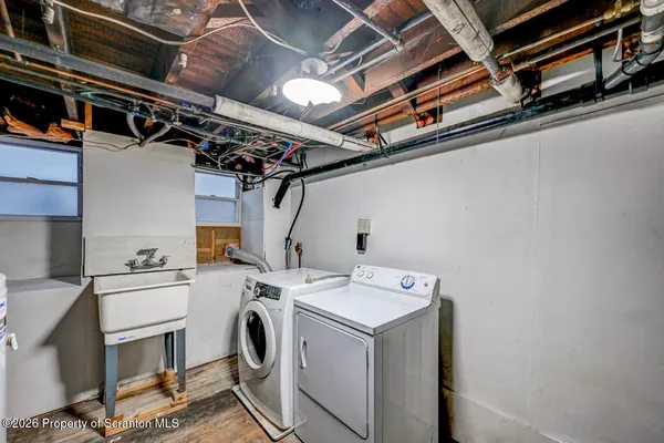 $279,000 | 819 Poplar Street, Dunmore, PA 18509