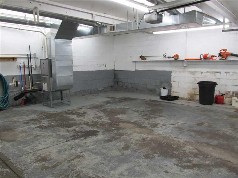 221 Harrison Road Turtle Creek, PA 15145 - Photo 20 of 24 Parking Lot/Garage. 24x24x8