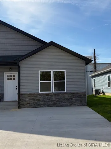 $189,999 | 127 Level Street, Charlestown, IN 47111