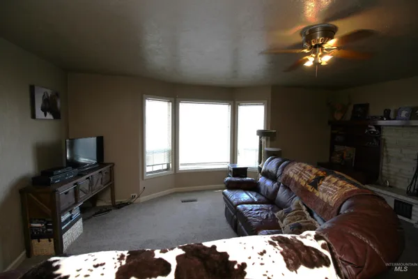 $370,000 | 510 Highway 95, Weiser, ID 83672
