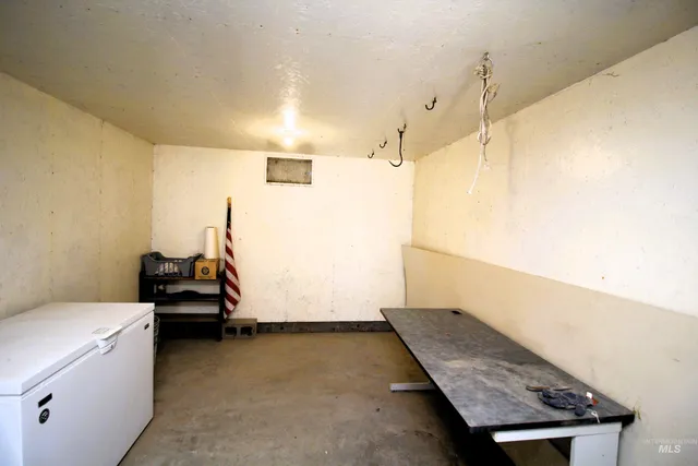 $370,000 | 510 Highway 95, Weiser, ID 83672