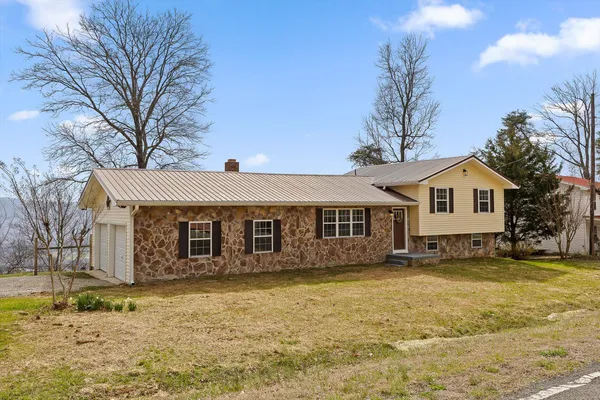 $375,000 | 1310 Brow Road, Trenton, GA 30752