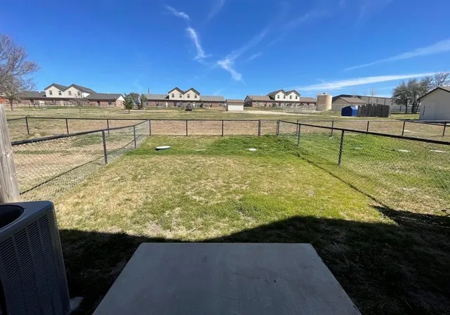 $1,650 | 122 Ridgmar Road, Unit 1, Weatherford, TX 76088