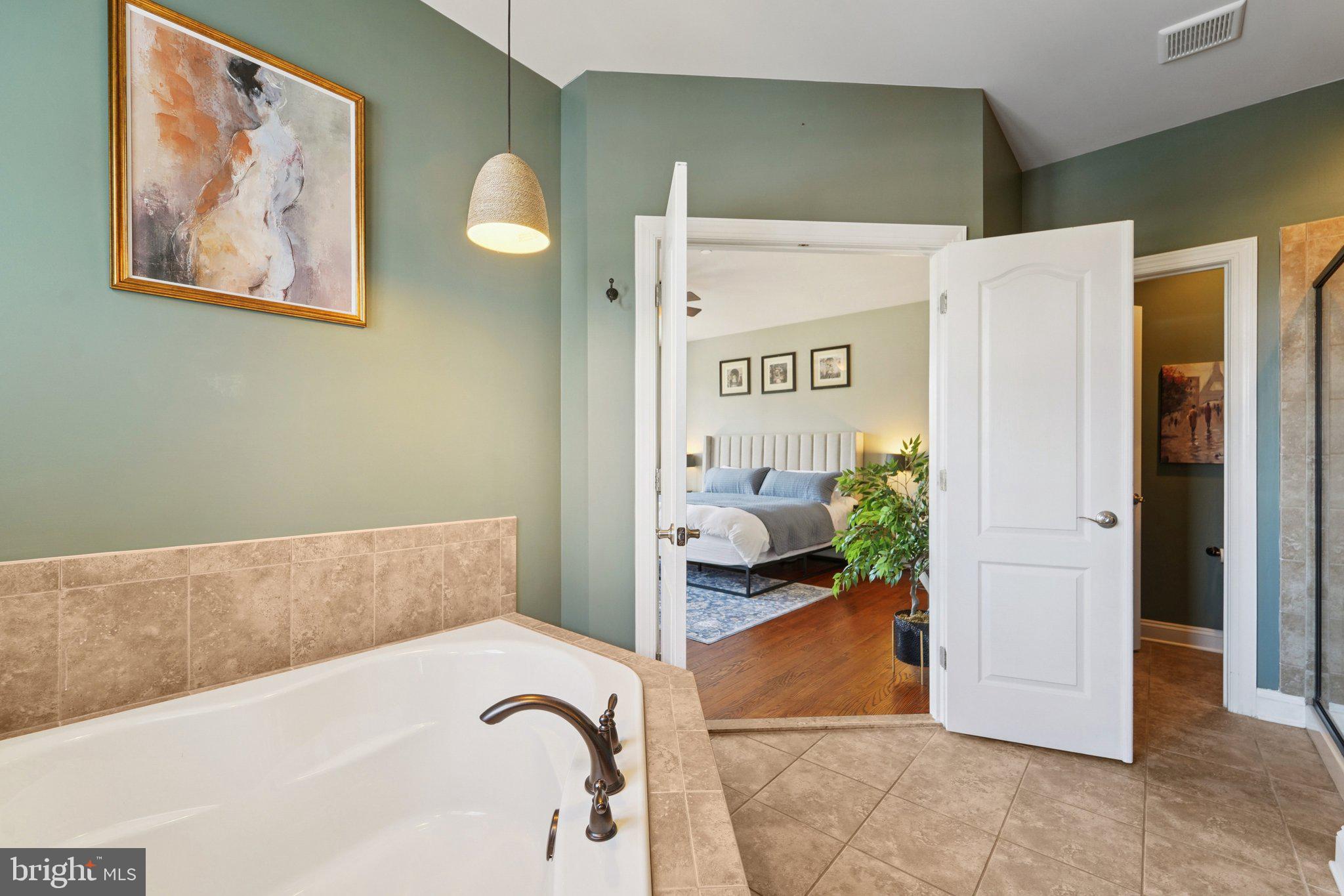 420 Irish Rebel Road Westminster, MD 21157 - Photo 28 of 71 Primary bath, soaking tub, tile shower, private wc