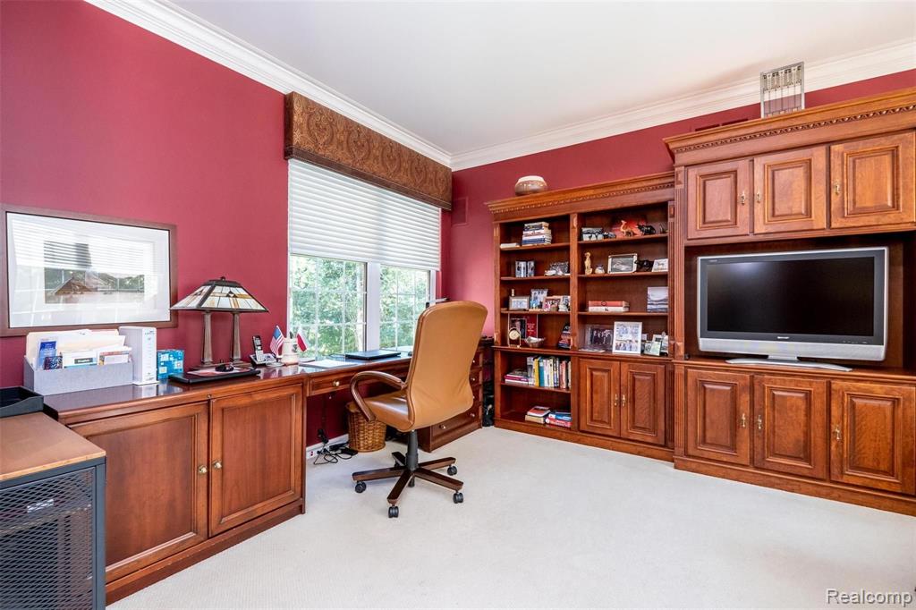 3612 Windingbrook Circle, Unit 72 Rochester Hills, MI 48309 - Photo 6 of 41