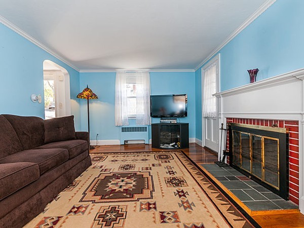 30 Oakmont Road Newton, MA 02459 - Photo 3 of 24 Gallery Image 3