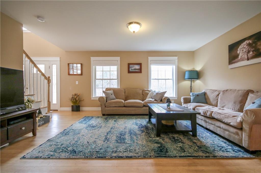 116 Berry Road Saco, ME 04072 - Photo 9 of 35 Living Room