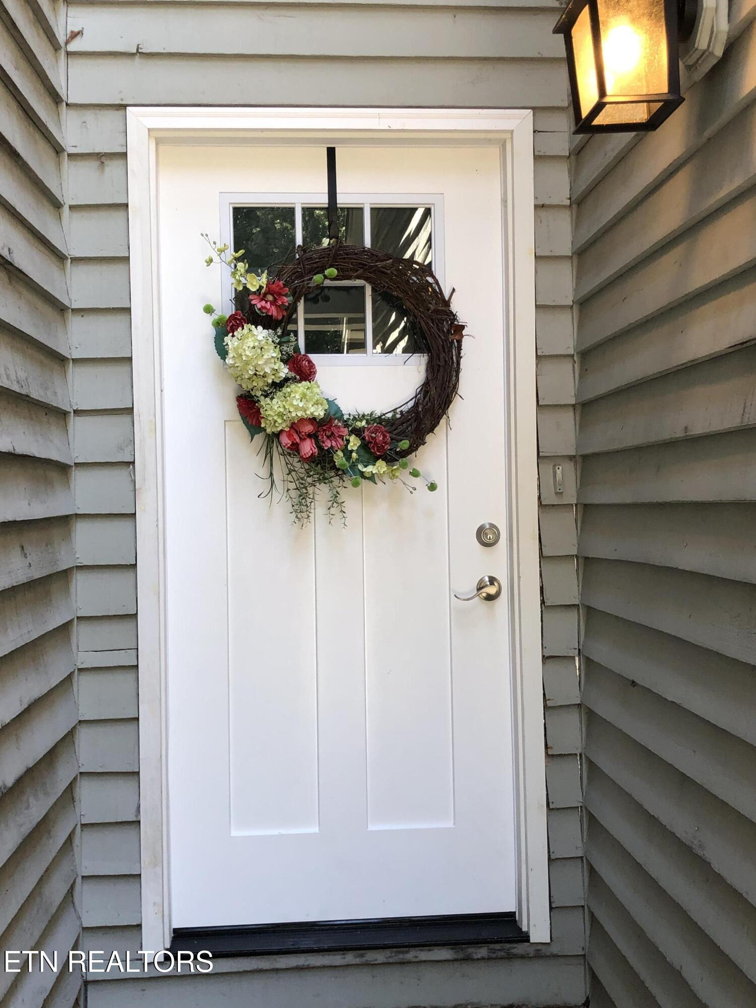 107 Hazleton Lane Oak Ridge, TN 37830 - Photo 1 of 26 Welcome!