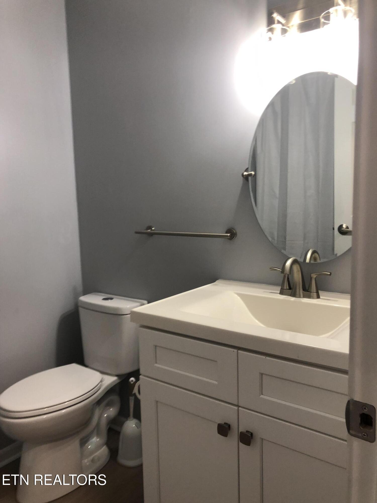 107 Hazleton Lane Oak Ridge, TN 37830 - Photo 12 of 26 Brand New Hall Bath