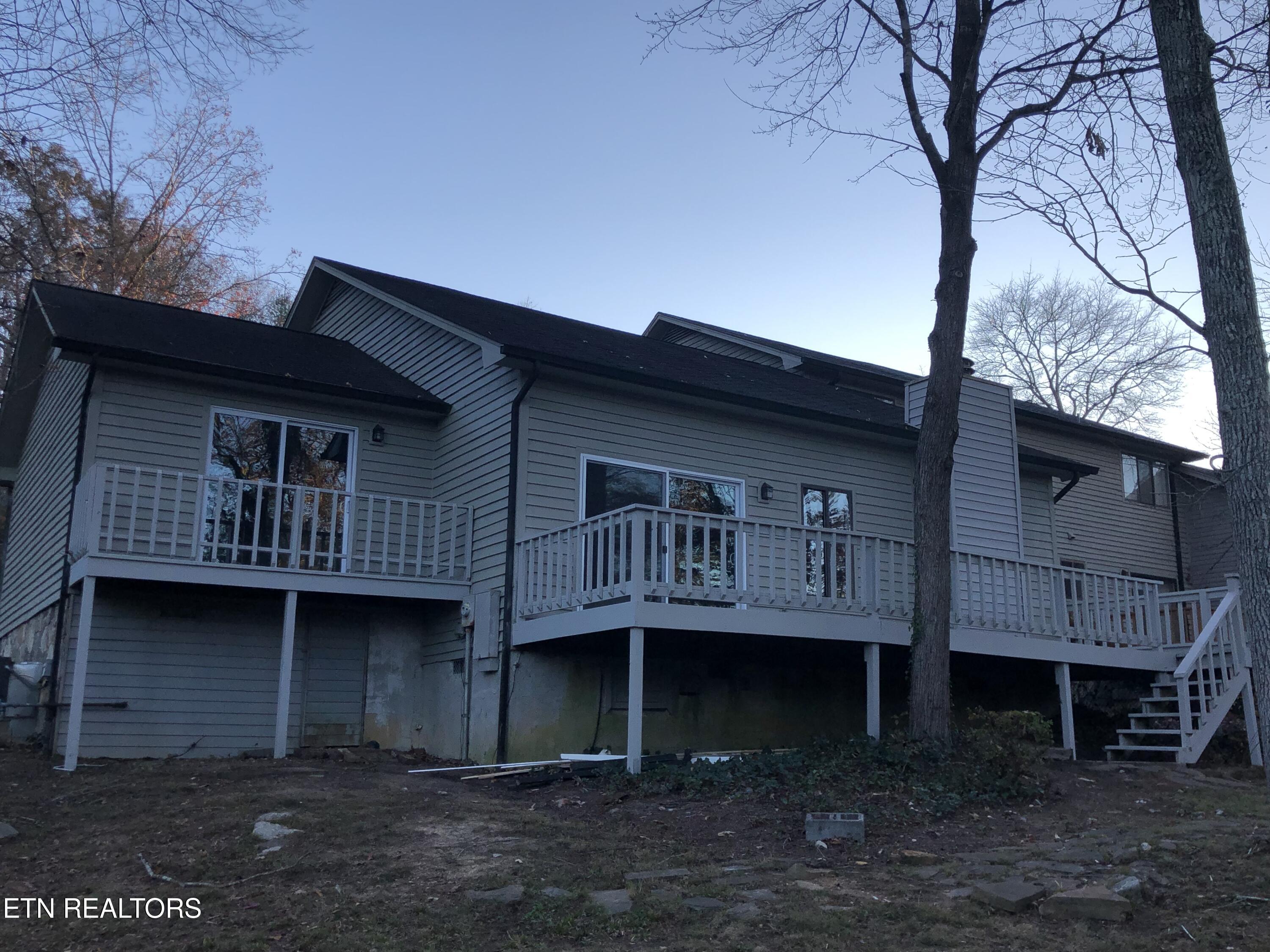 107 Hazleton Lane Oak Ridge, TN 37830 - Photo 8 of 26 Two Decks to enjoy the view from