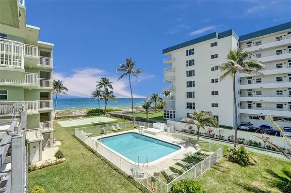 $2,500 | 1750 South Ocean Boulevard, Unit 306E, Lauderdale-by-the-Sea, FL 33062