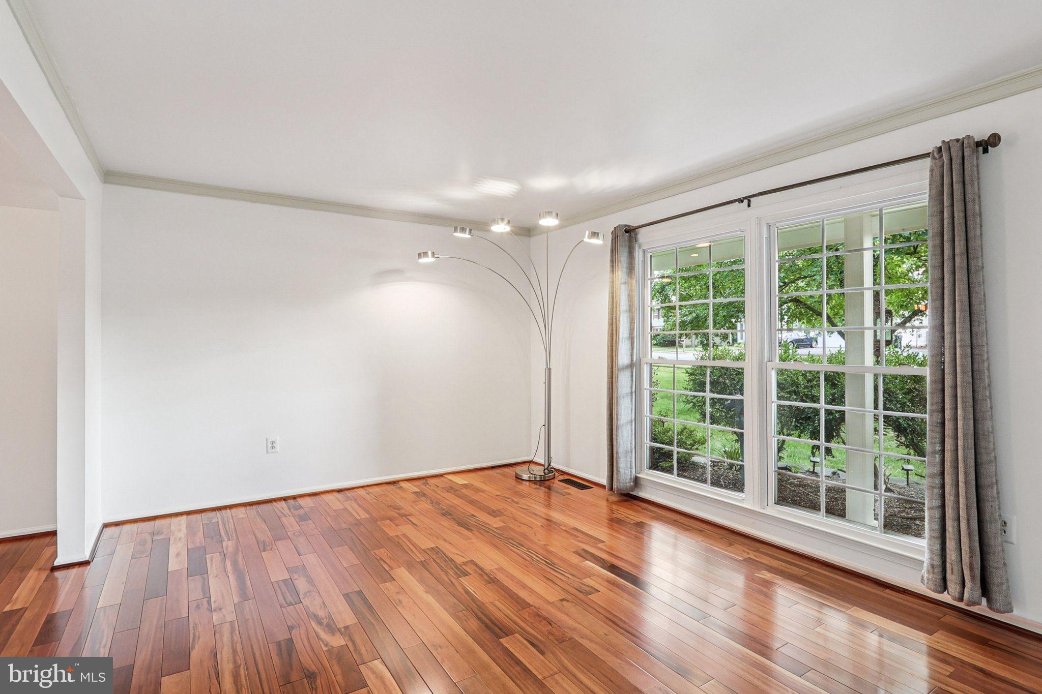 8933 Rolling Road Manassas, VA 20110 - Photo 18 of 67 Gallery Image 18