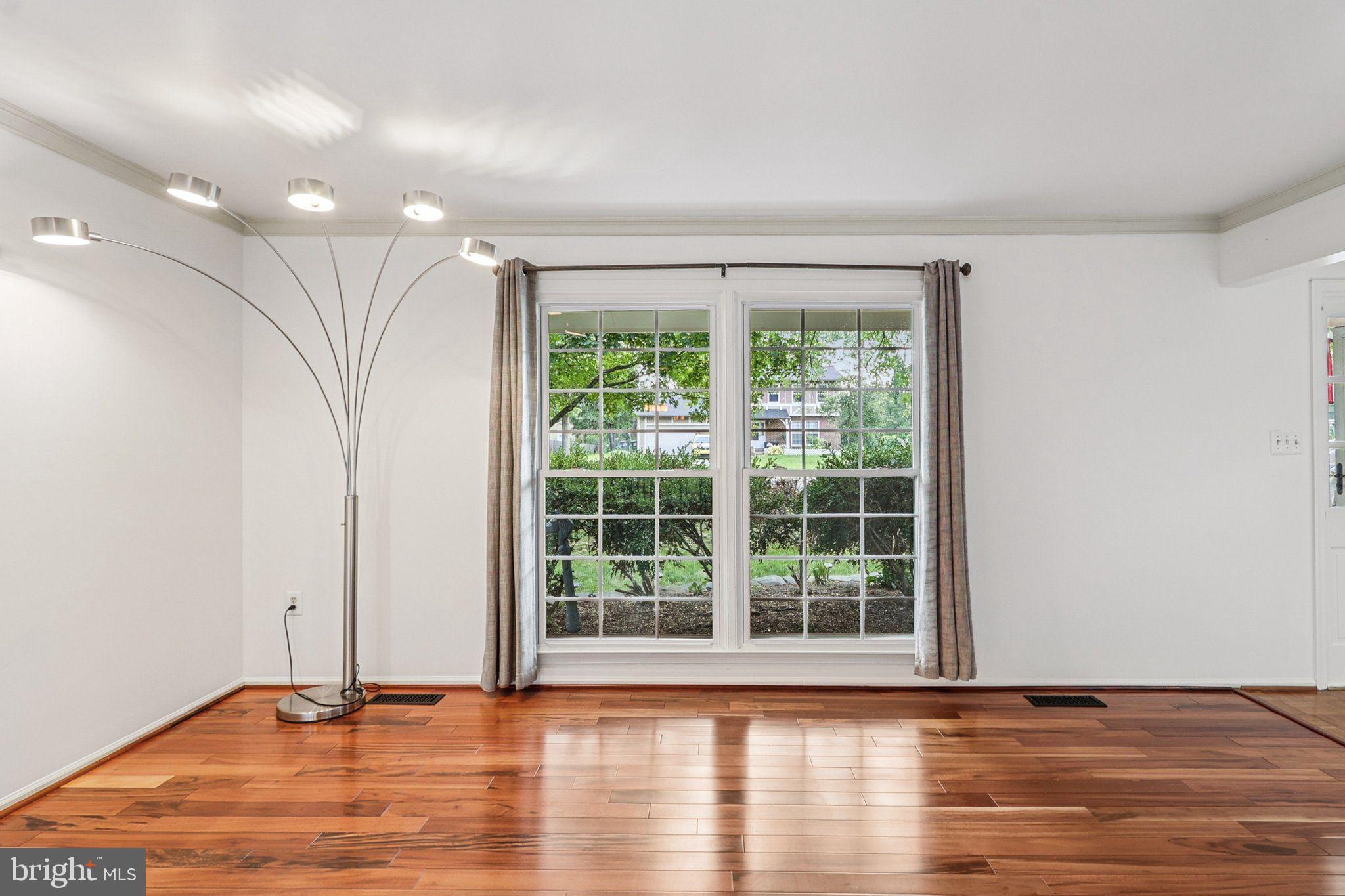 8933 Rolling Road Manassas, VA 20110 - Photo 19 of 67 Gallery Image 19