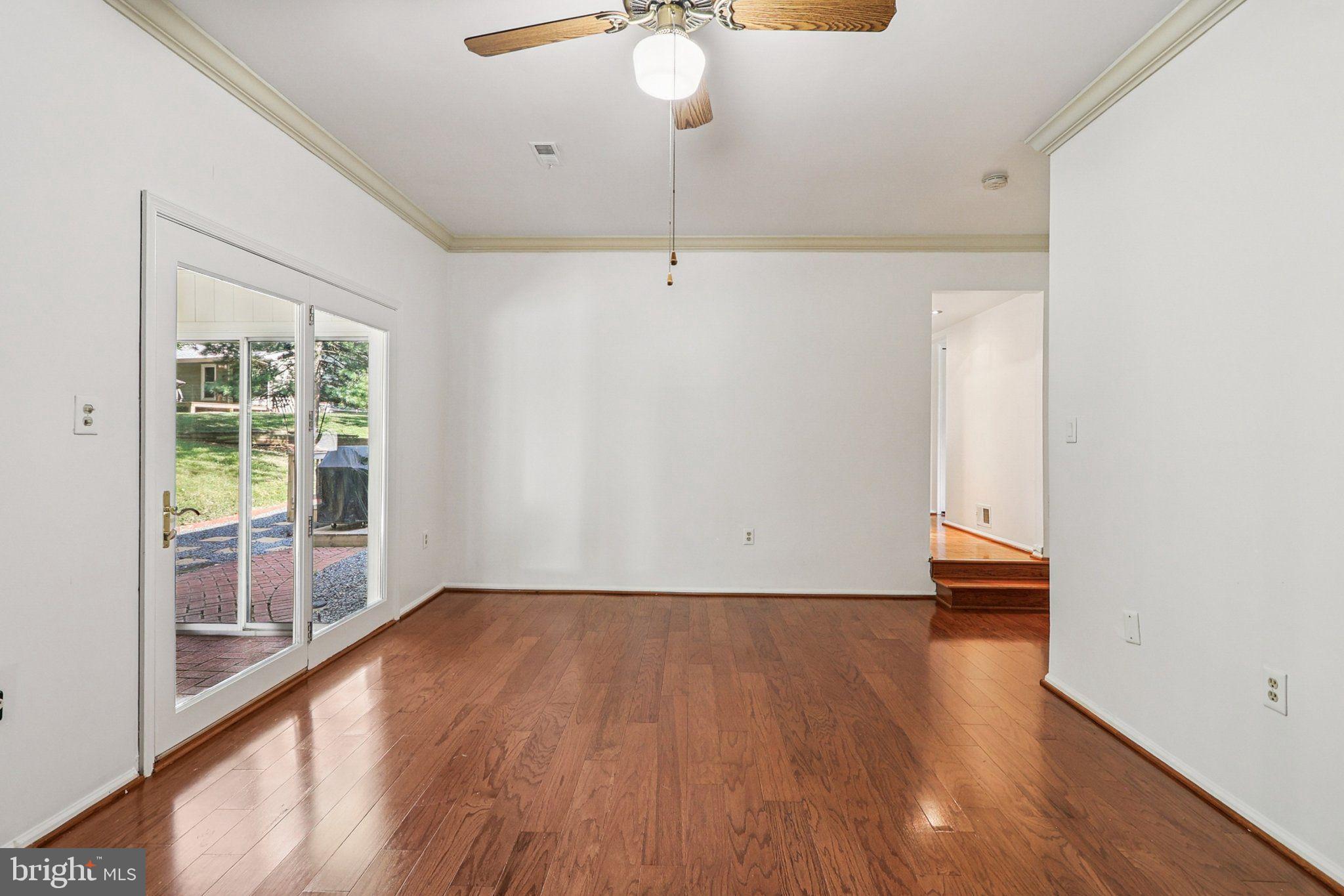 8933 Rolling Road Manassas, VA 20110 - Photo 24 of 67 Gallery Image 24