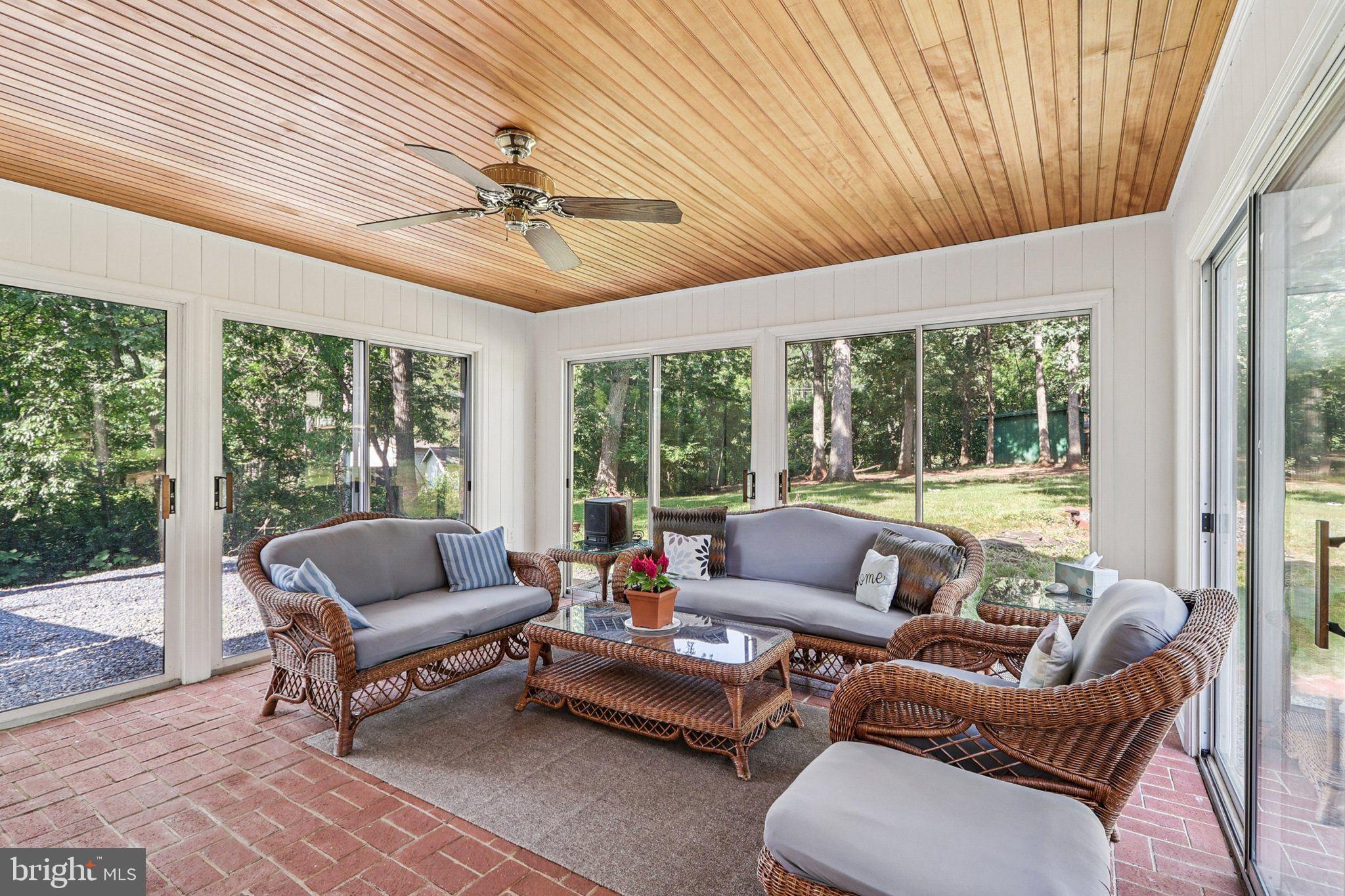 8933 Rolling Road Manassas, VA 20110 - Photo 39 of 67 Gallery Image 39