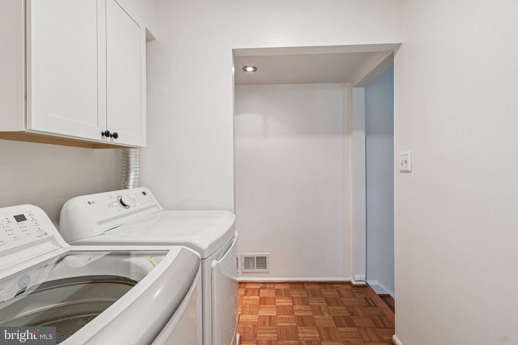 8933 Rolling Road Manassas, VA 20110 - Photo 43 of 67 Gallery Image 43