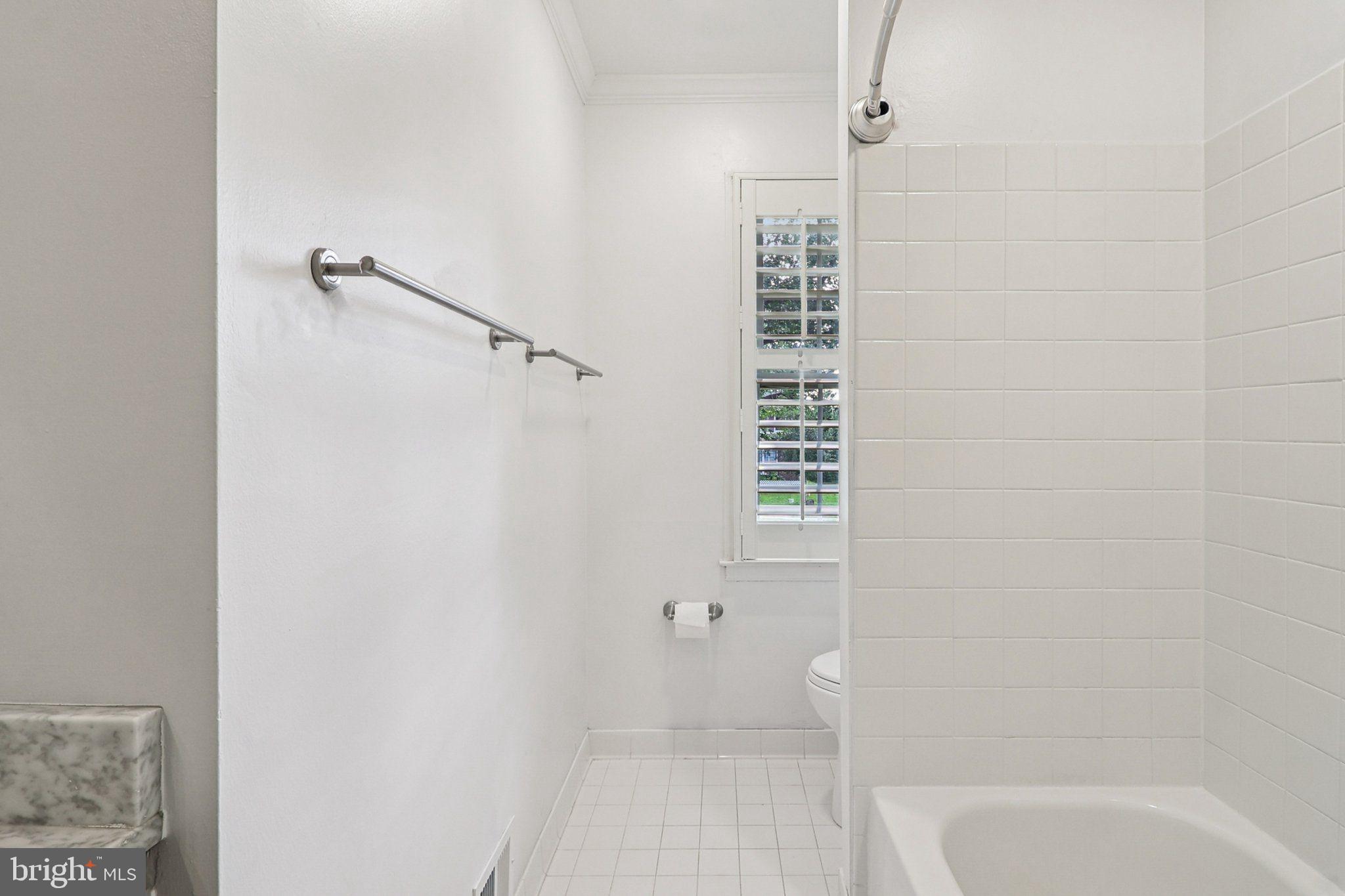 8933 Rolling Road Manassas, VA 20110 - Photo 45 of 67 Gallery Image 45