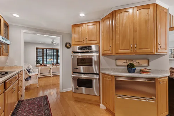 $1,100,000 | 7 Redman Street, Hampton, NH 03842