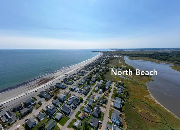 $1,100,000 | 7 Redman Street, Hampton, NH 03842