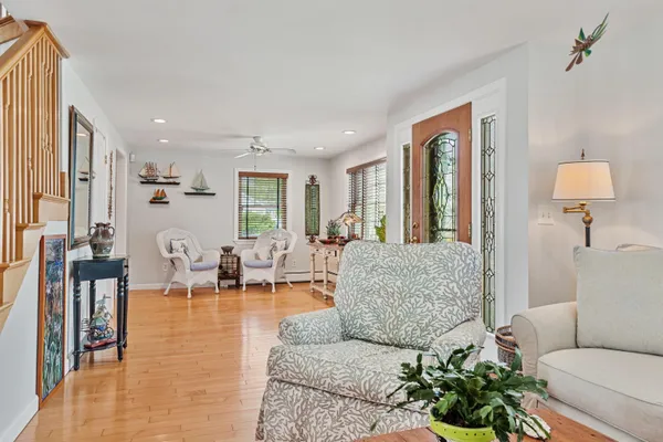 $1,100,000 | 7 Redman Street, Hampton, NH 03842