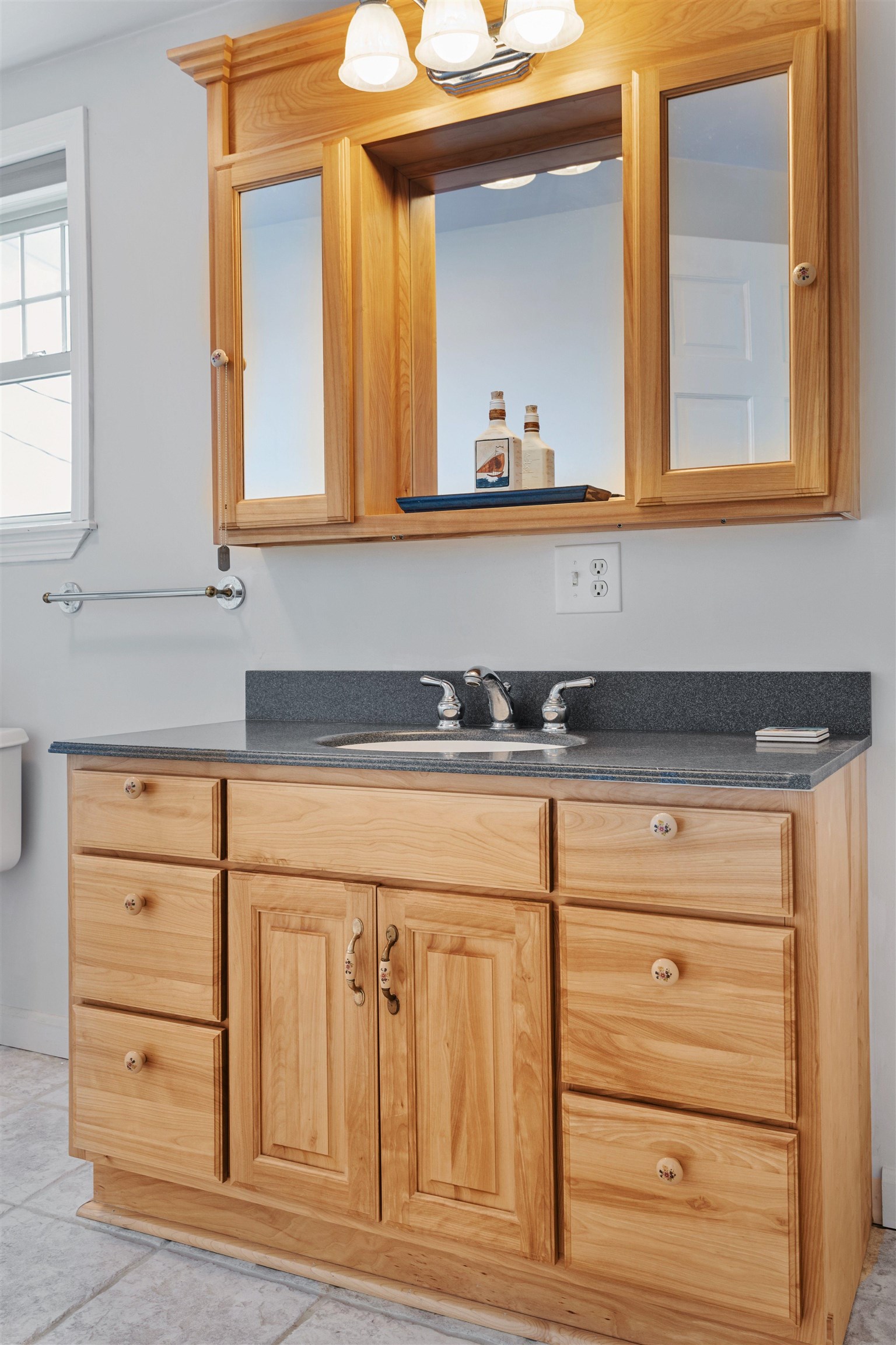 7 Redman Street Hampton, NH 03842 - Photo 42 of 51