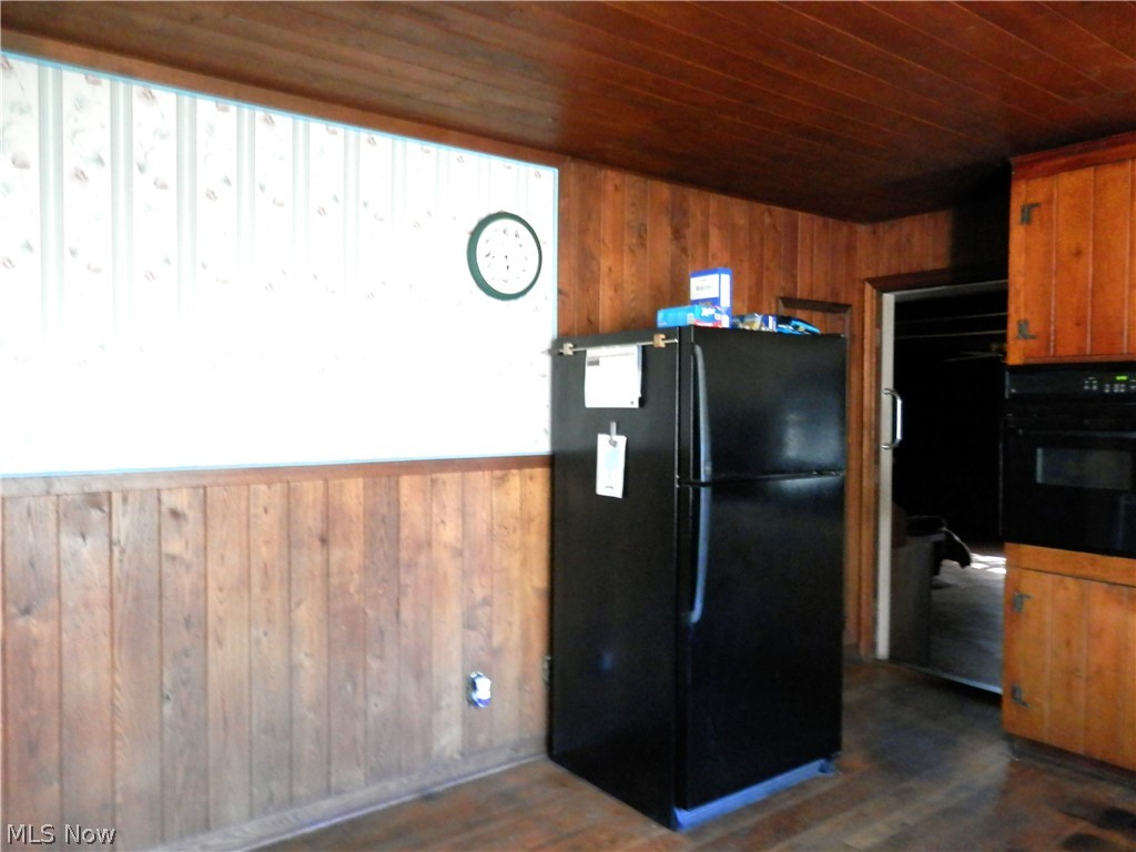 10200 Mayfield Road Chesterland, OH 44026 - Photo 13 of 37