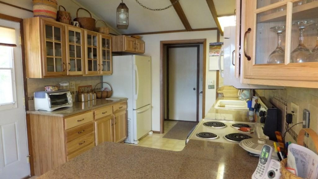 16835 Starkey Road Arcadia, MI 49613 - Photo 4 of 43 16835 Starke Rd @ (3)